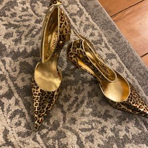 Beautiful leopard high heels. Size 8. Brand new.